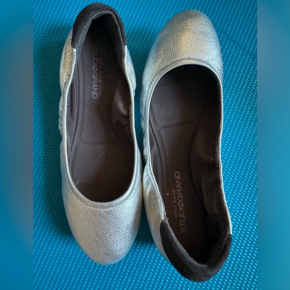 NEW Cole Haan Manhattan Bow Ballerina Flat, Silver, 8